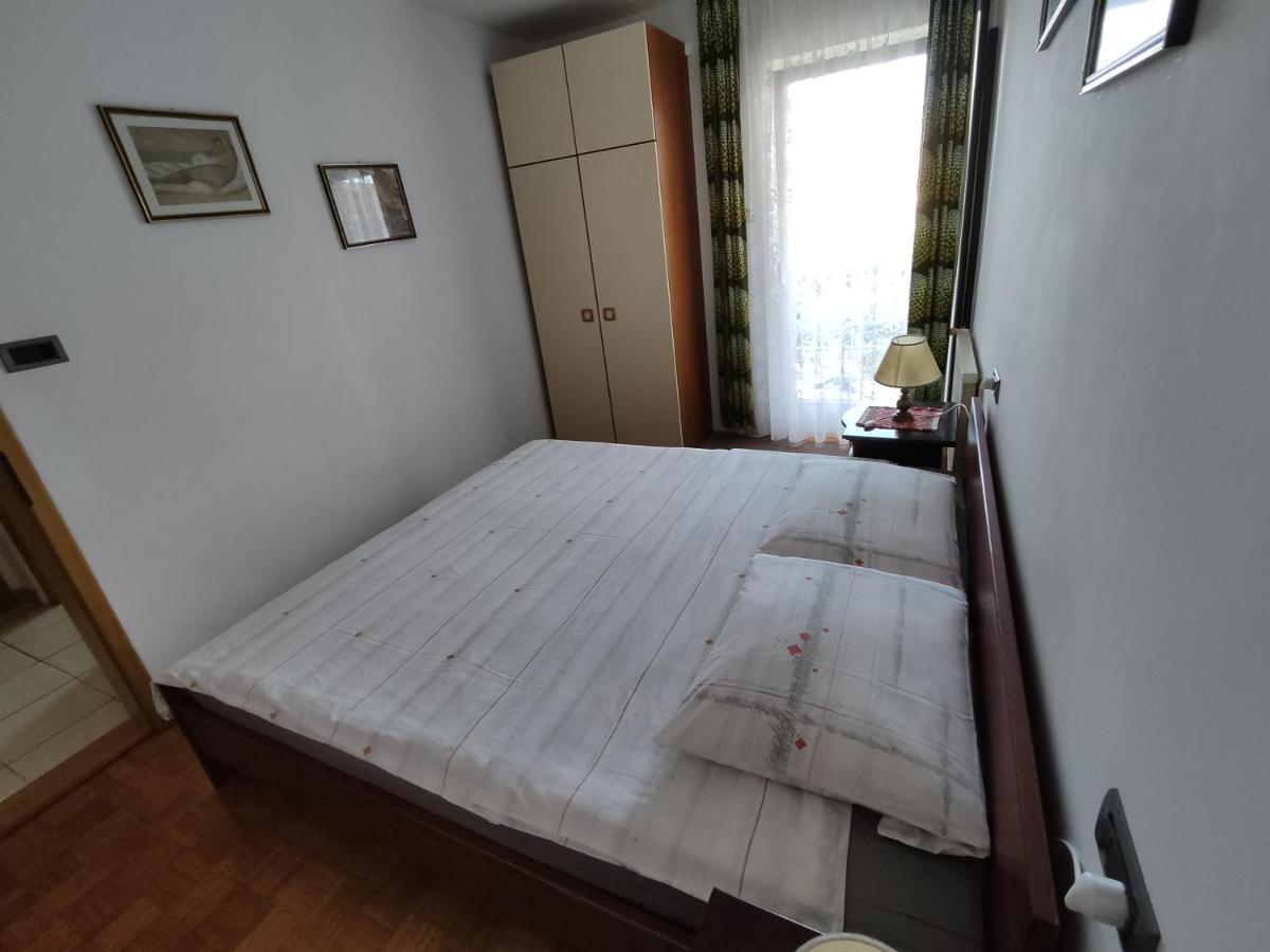 Apartments Samec อิซอลา ภายนอก รูปภาพ